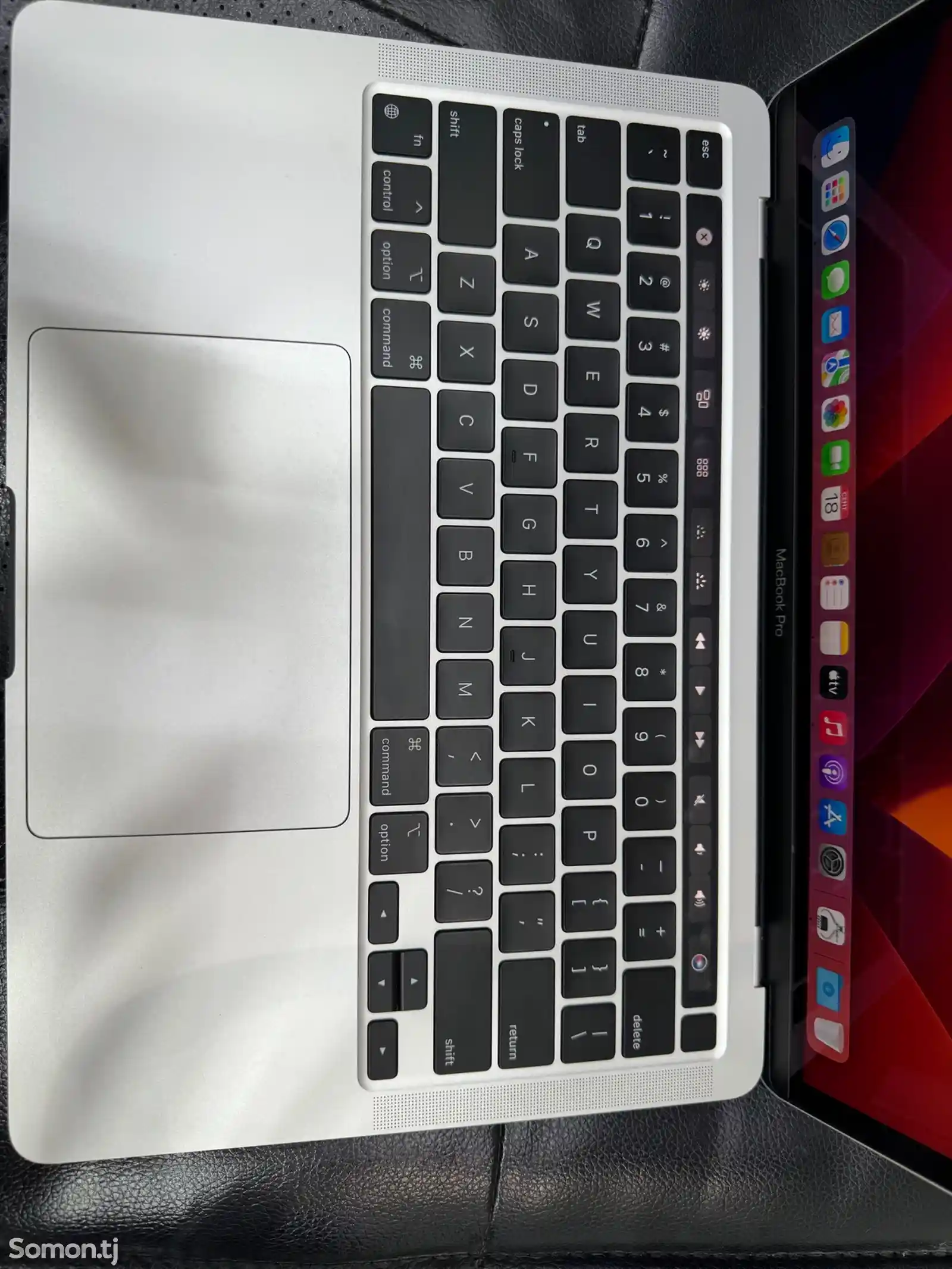 Apple MacBook Pro M2 8/256Gb-2