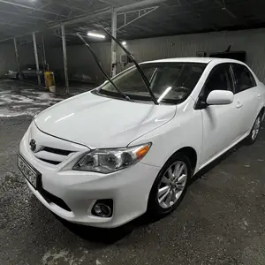 Toyota Corolla, 2011