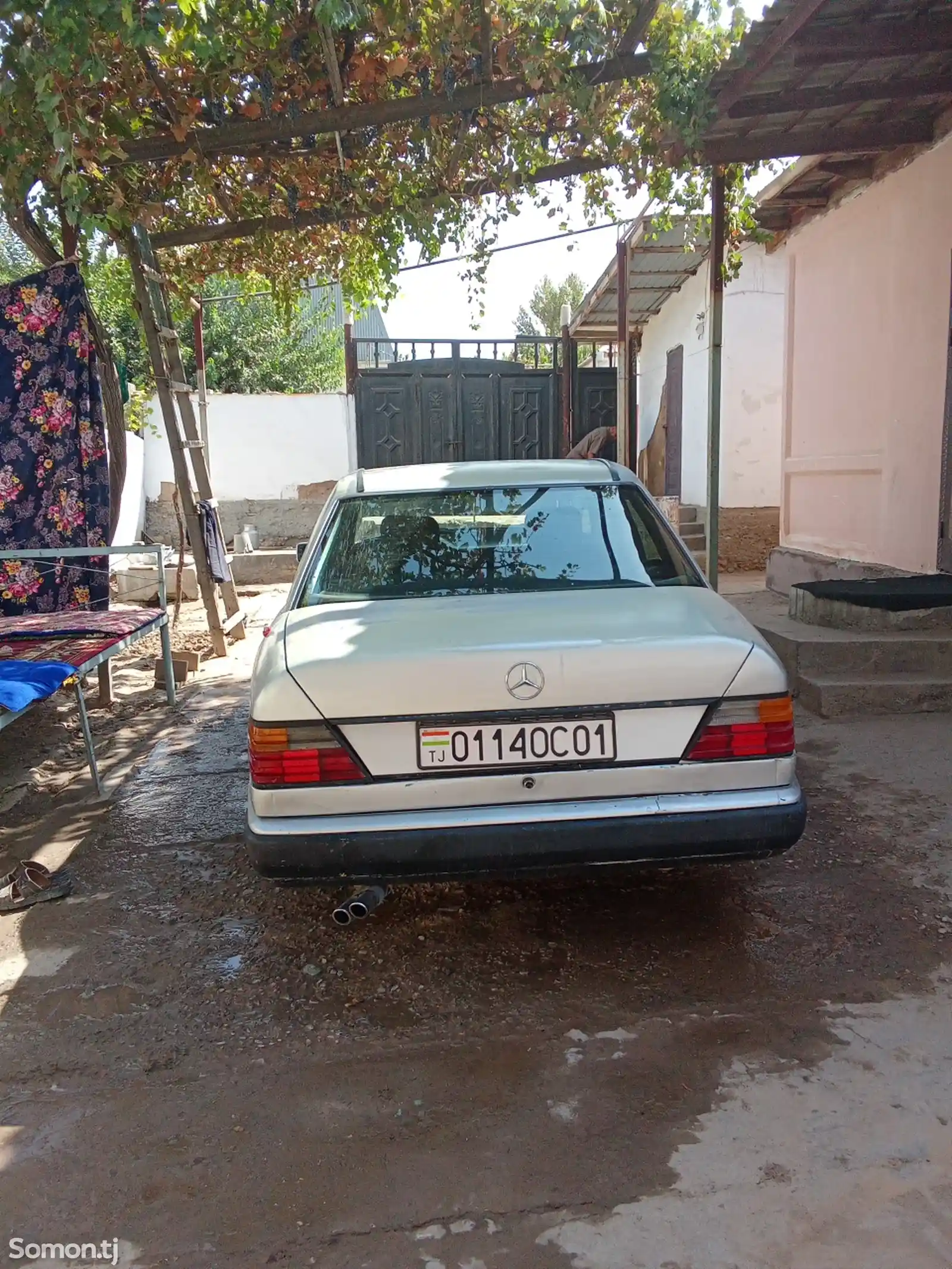 Mercedes-Benz W124, 1992-2