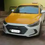 Hyundai Elantra, 2017-6