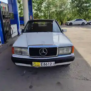 Mercedes-Benz W124, 1992