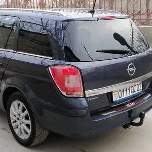 Opel Astra H, 2008