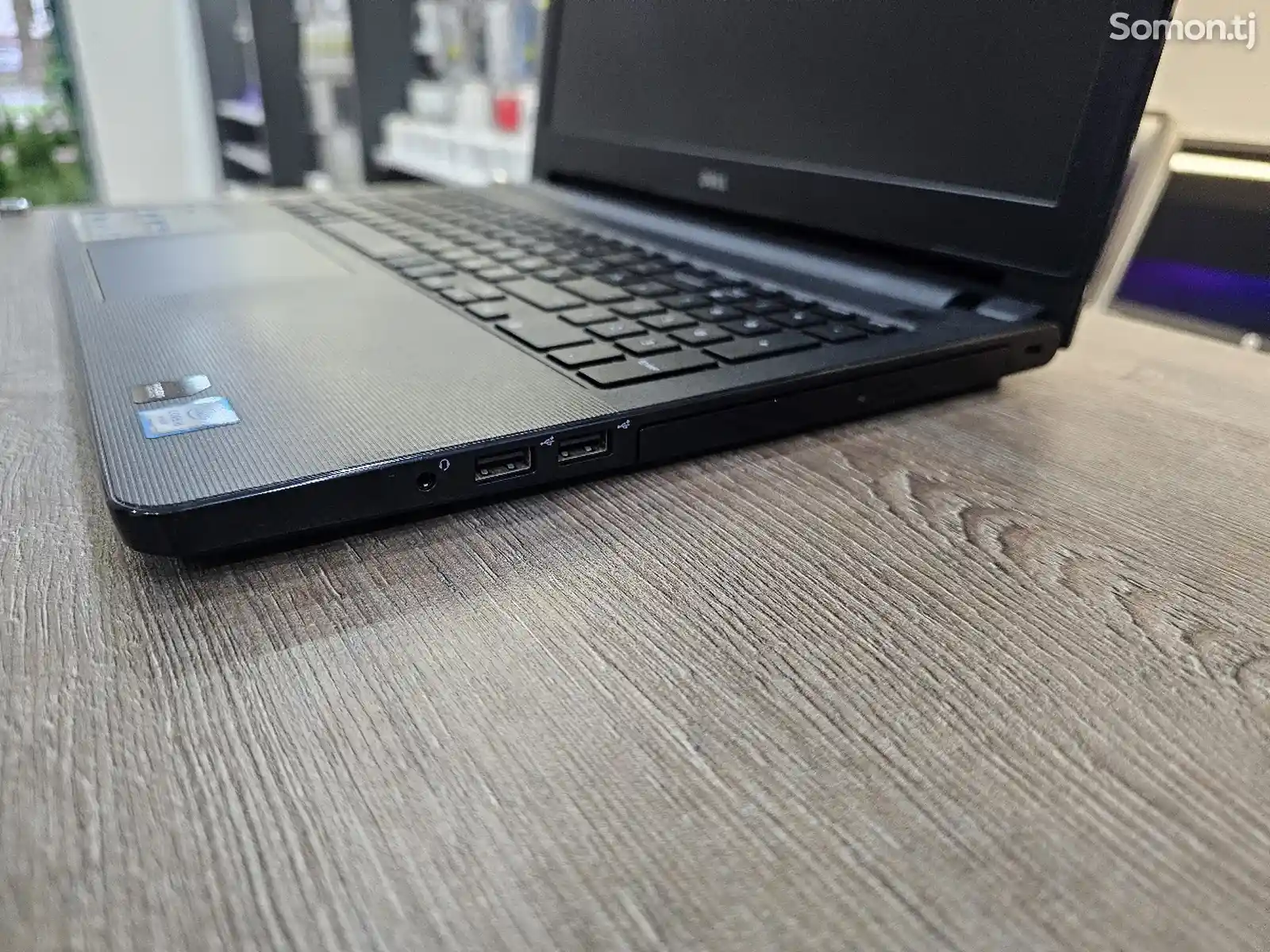 Ноутбук Dell 15.6 Core i5-7200U / 8GB / SSD 240GB-3