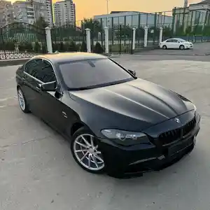 BMW 5 series, 2011