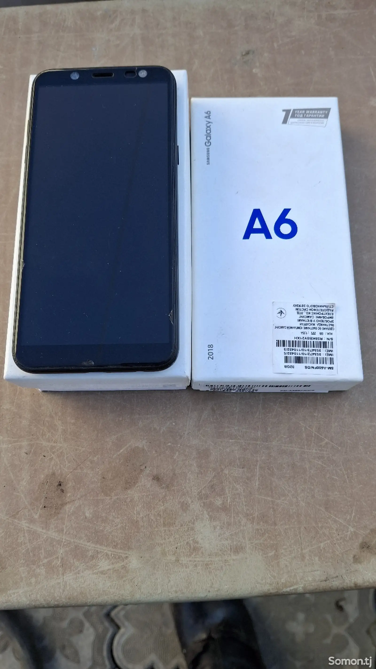 Samsung Galaxy A6-1