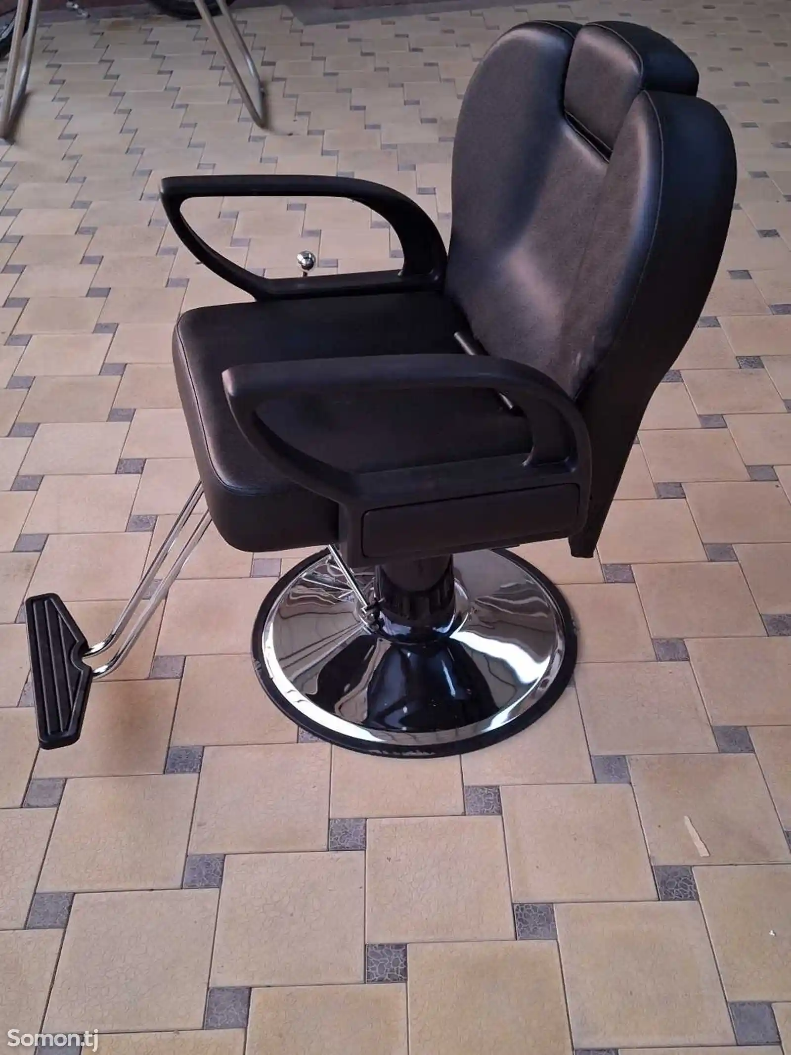 Кресло парикмахерское-1