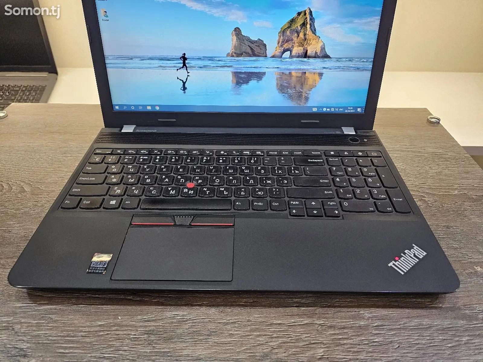 Ноутбук Lenovo ThinkPad 15.6 Core i7-5500U / 8GB / Radeon R7 2GB / SSD 256GB-5