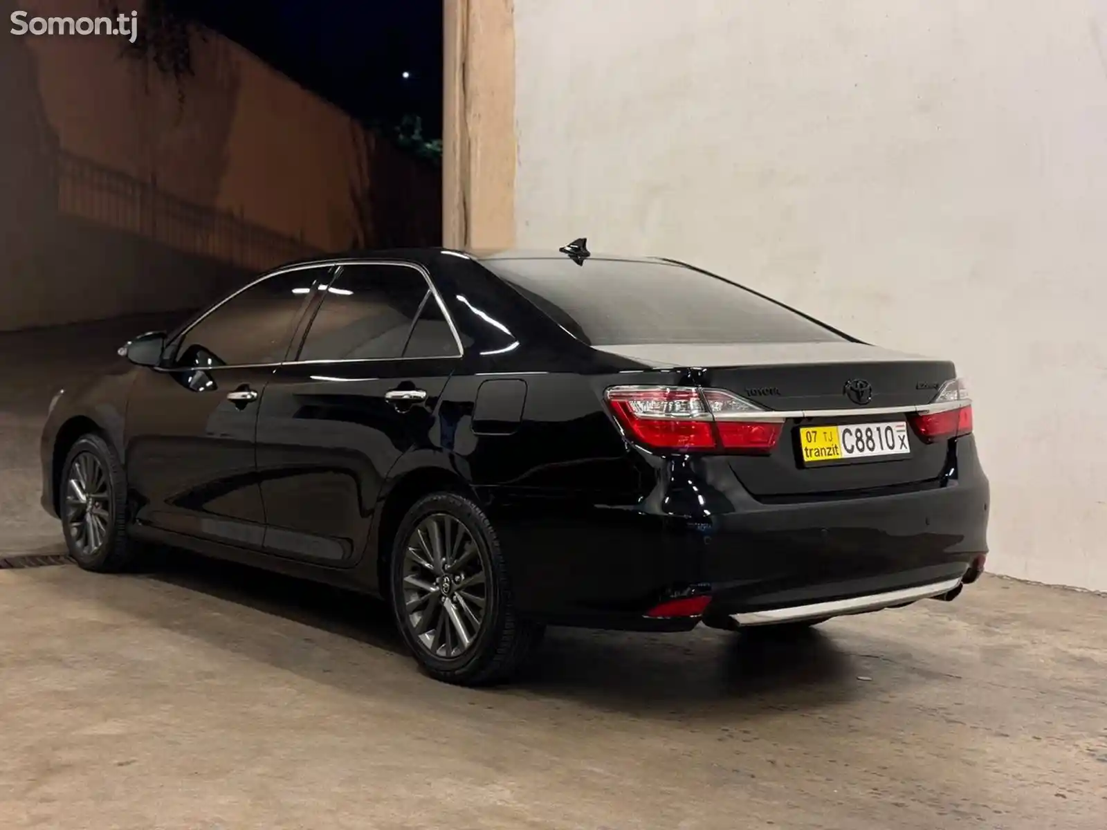 Toyota Camry, 2015-11