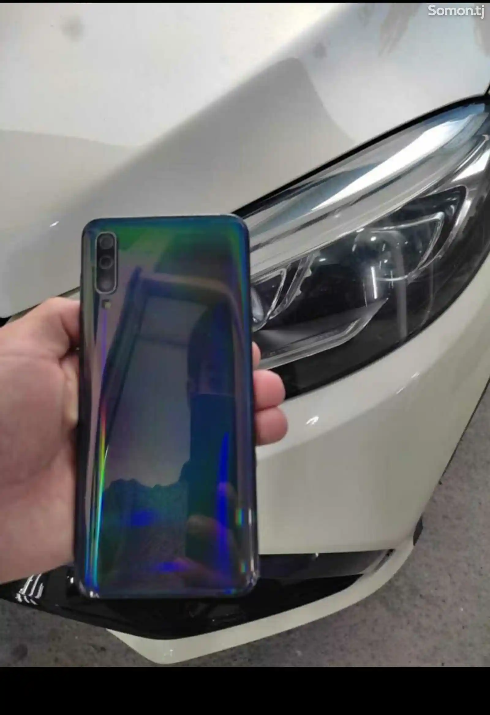 Samsung Galaxy A50-2