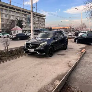 Mercedes-Benz ML class, 2013