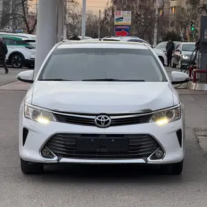 Toyota Camry, 2015