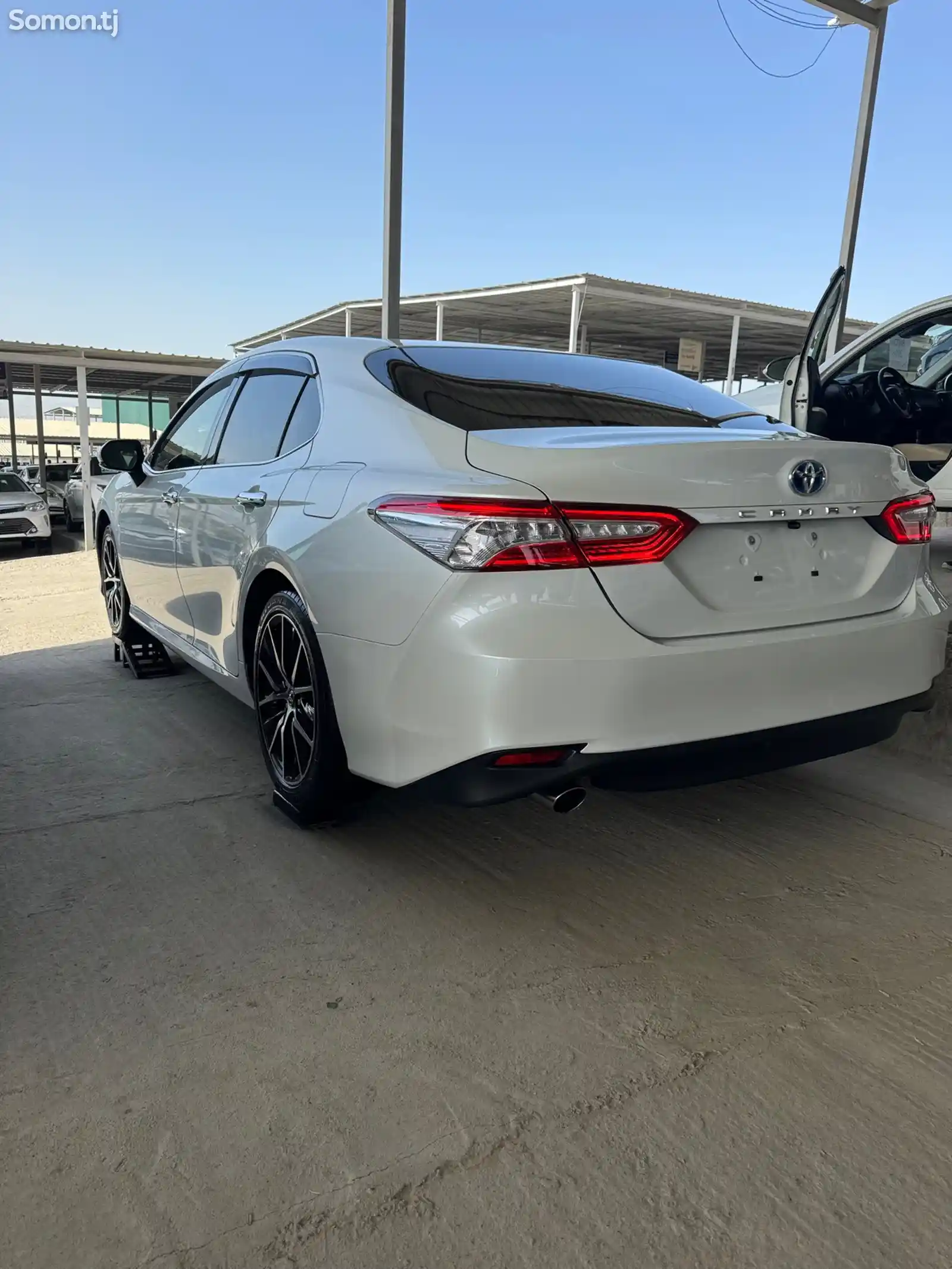 Toyota Camry, 2018-3