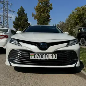 Toyota Camry, 2019