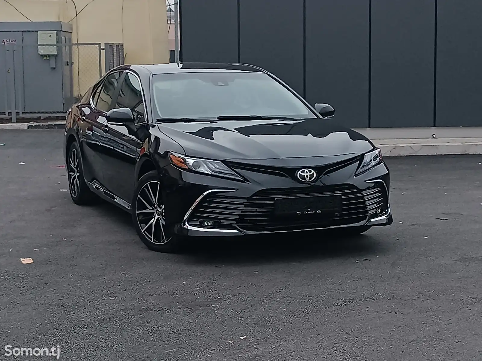 Toyota Camry, 2021-1