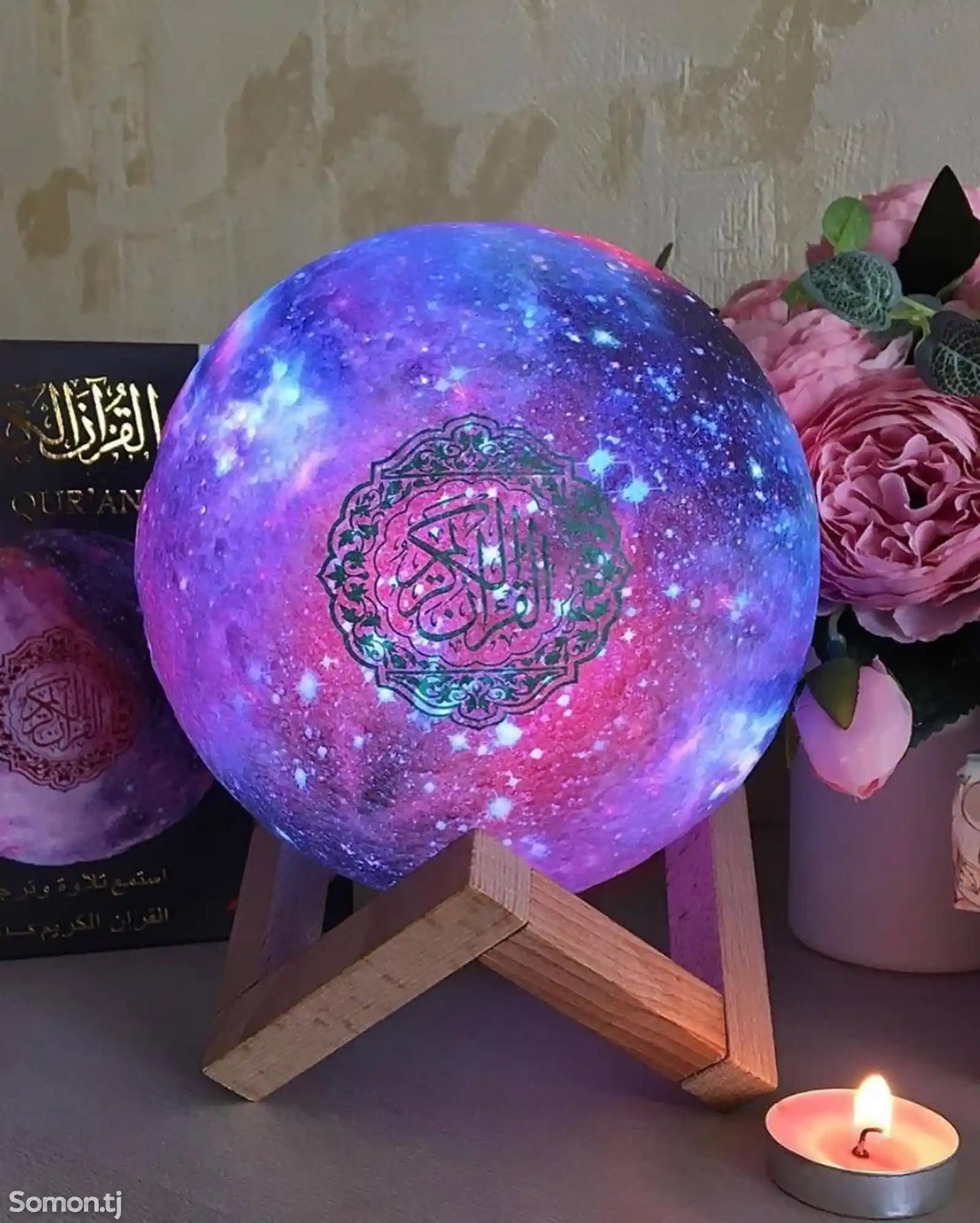 Лампа читающая Коран в форме Луны-1