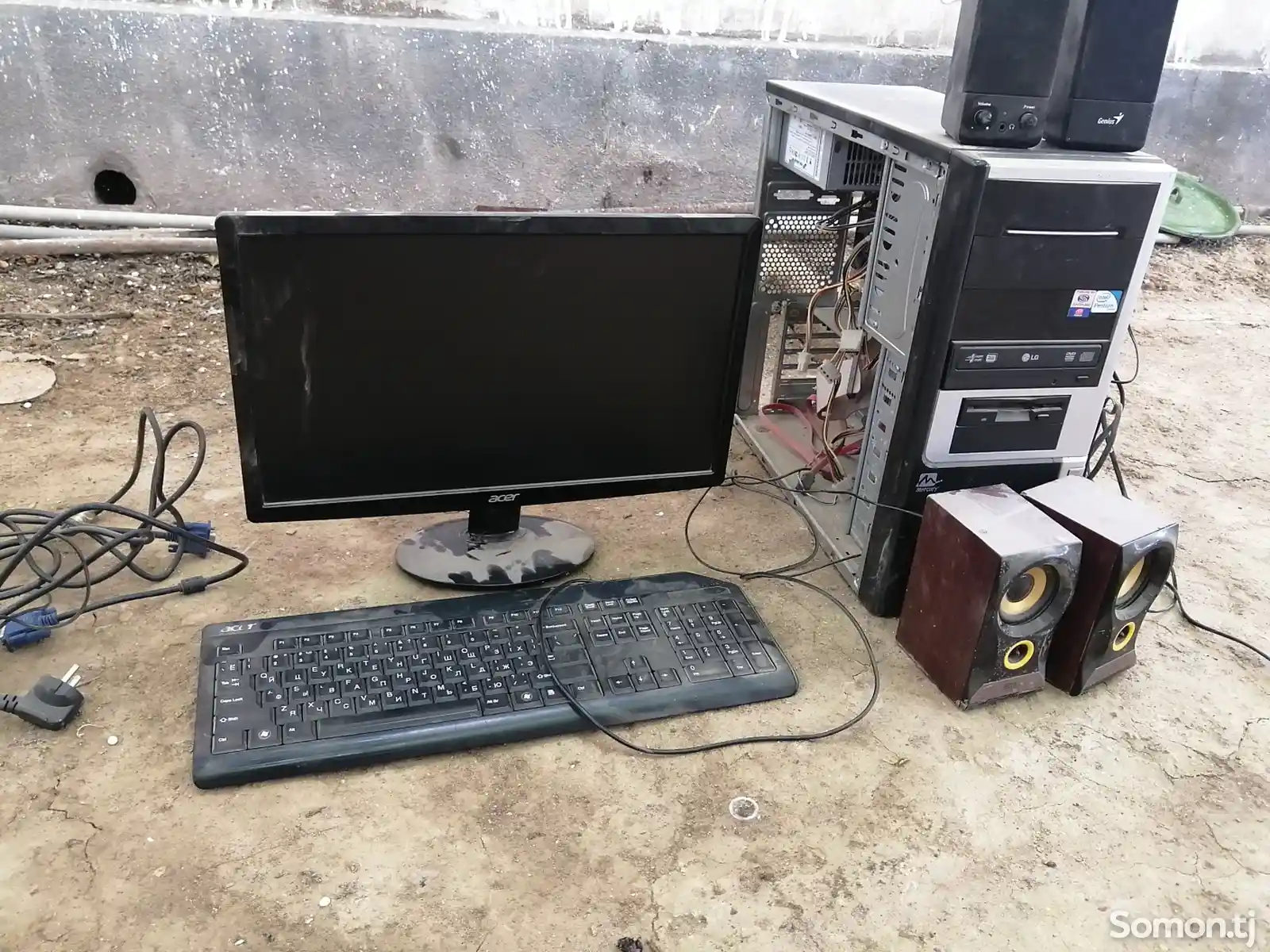 Персональный компьютер Acer-1