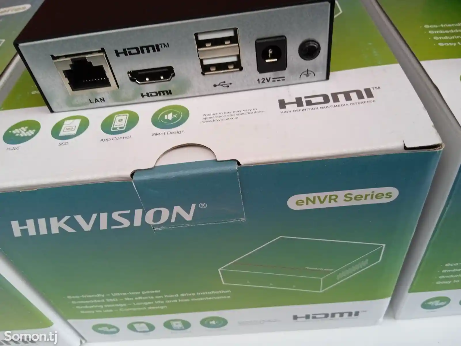 База со встроенным жёстким диском Hikvision DS-E08NI-Q1-2