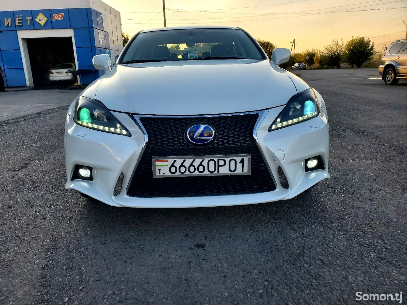 Lexus IS series, 2009-1