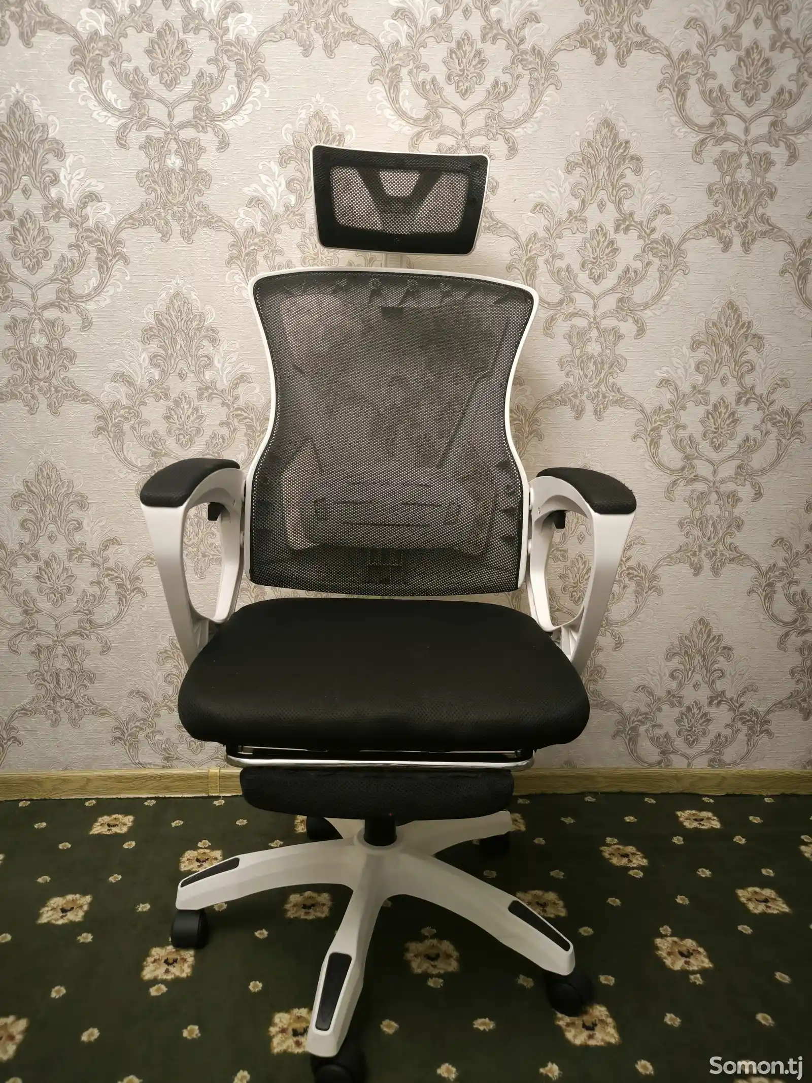 Офисное кресло-12