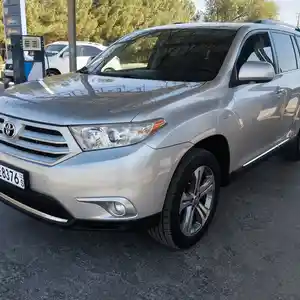 Toyota Highlander, 2012