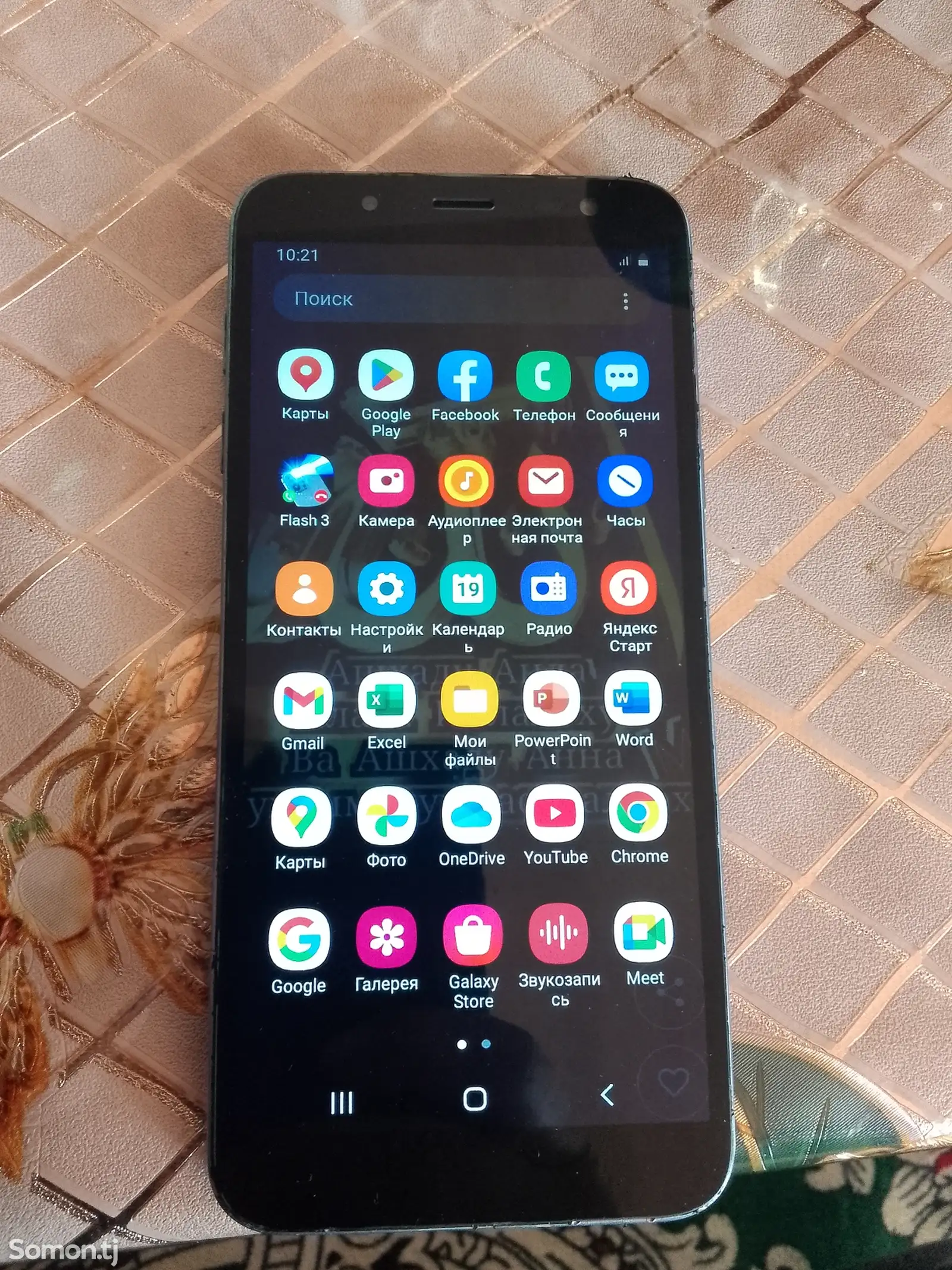 Samsung Galaxy J6-1