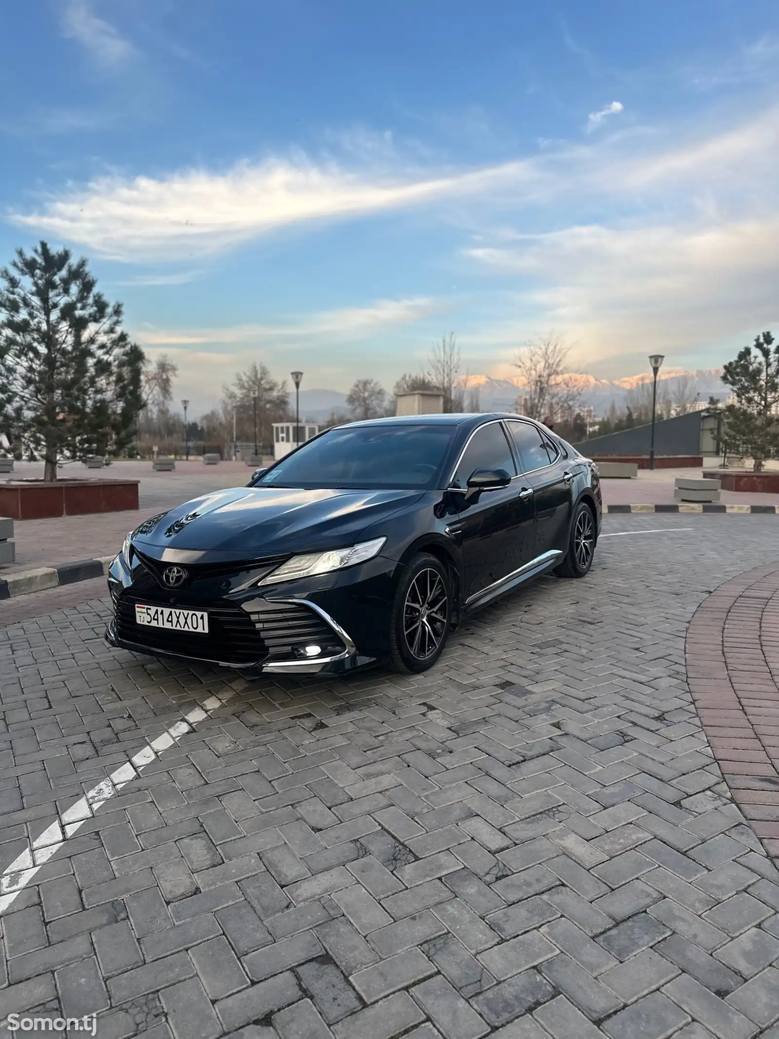 Toyota Camry, 2018-1