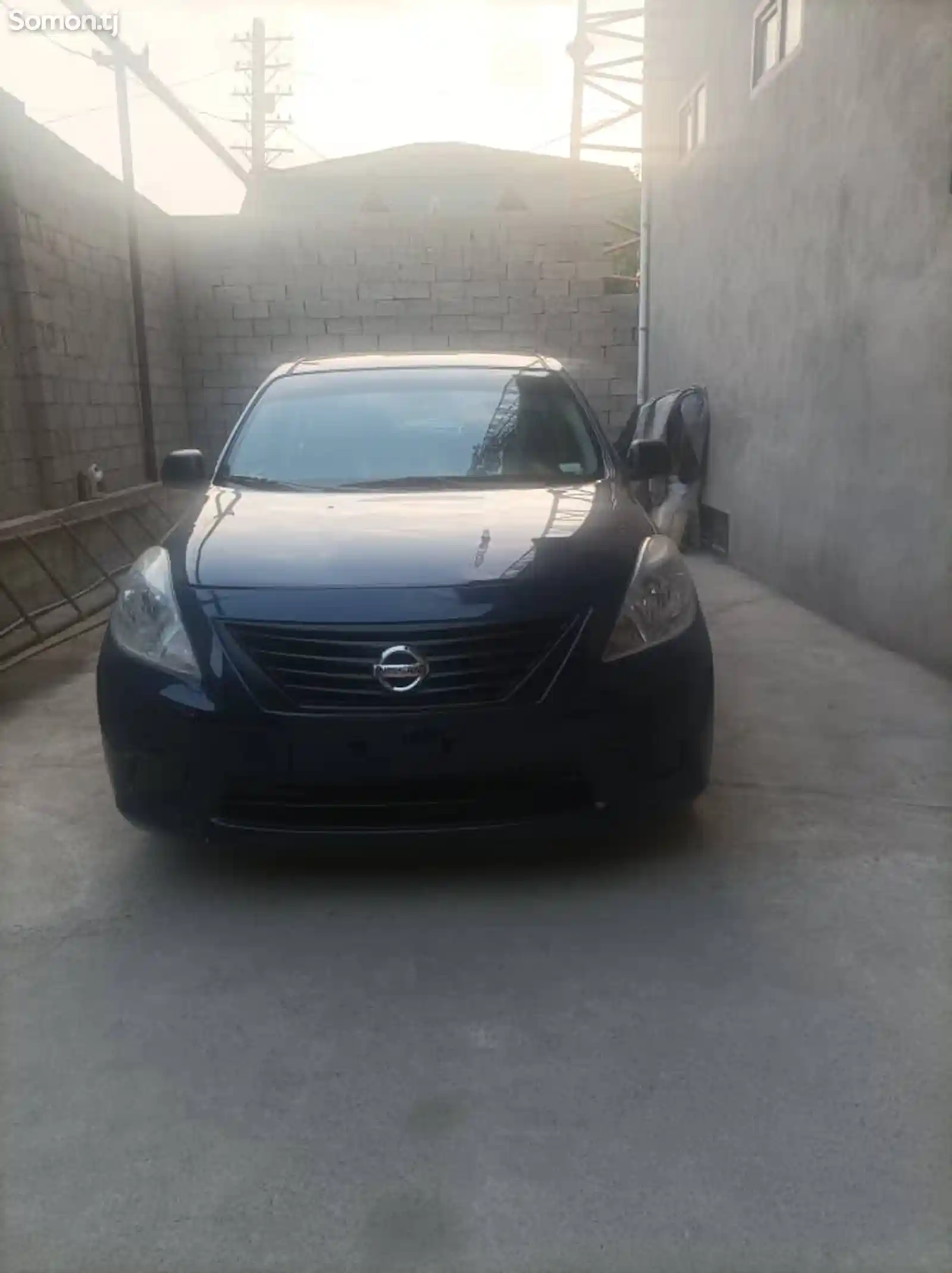 Nissan Versa, 2012-3