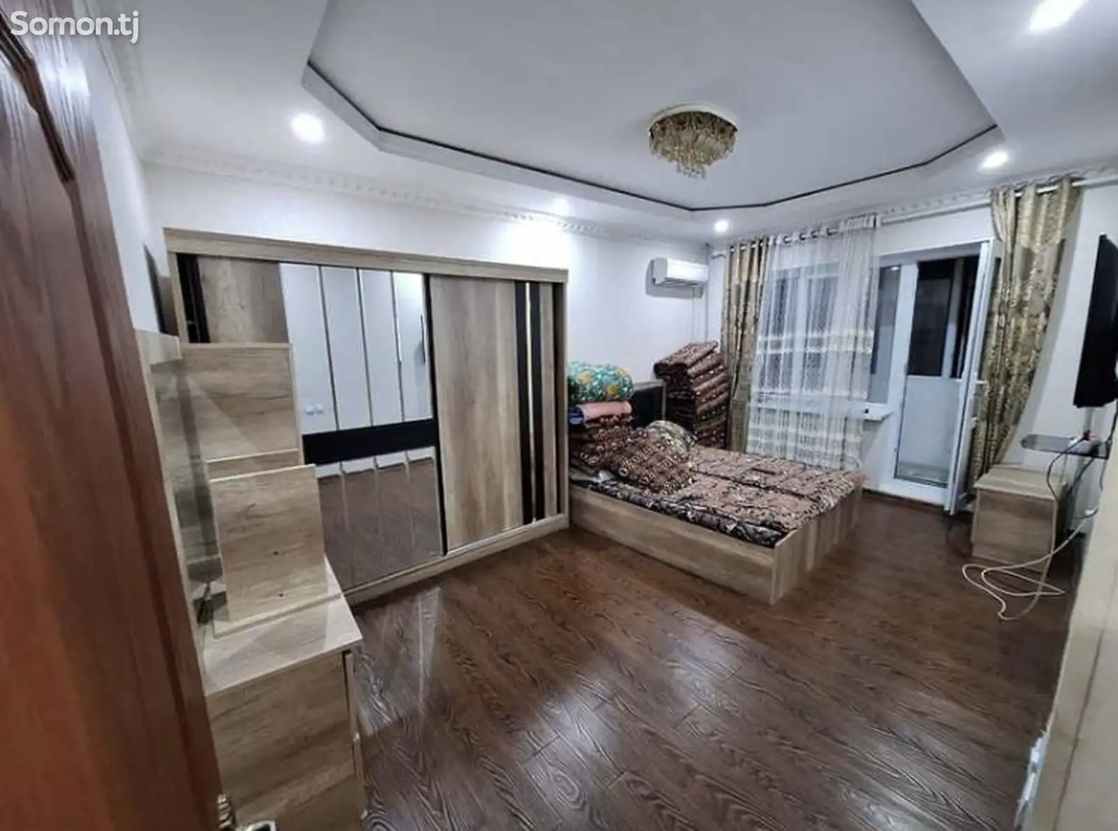 3-комн. квартира, 5 этаж, 90м², 101Мкр-1