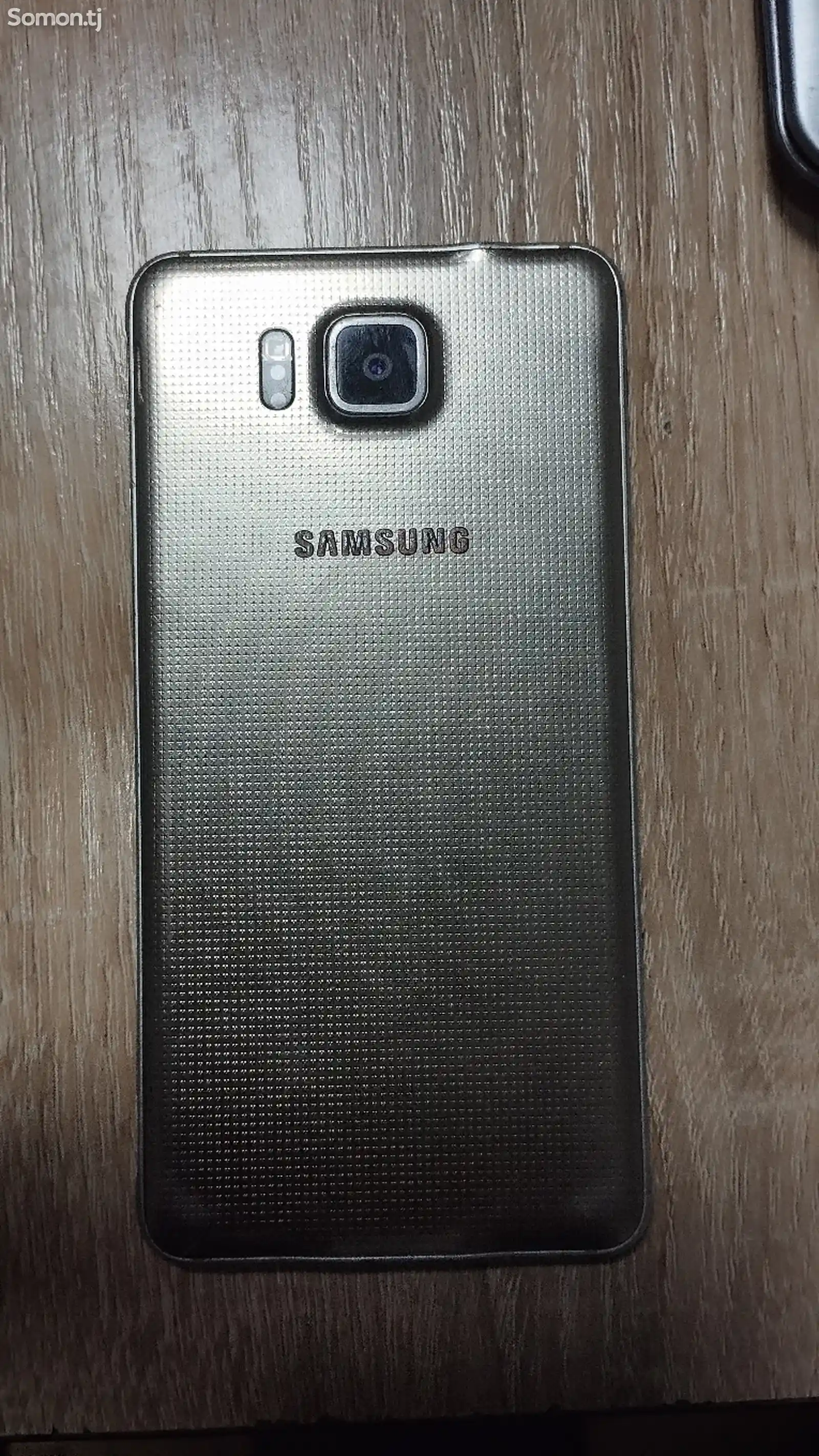 Samsung Galaxy Alpha-2