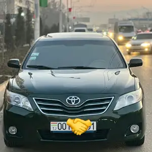 Toyota Camry, 2010