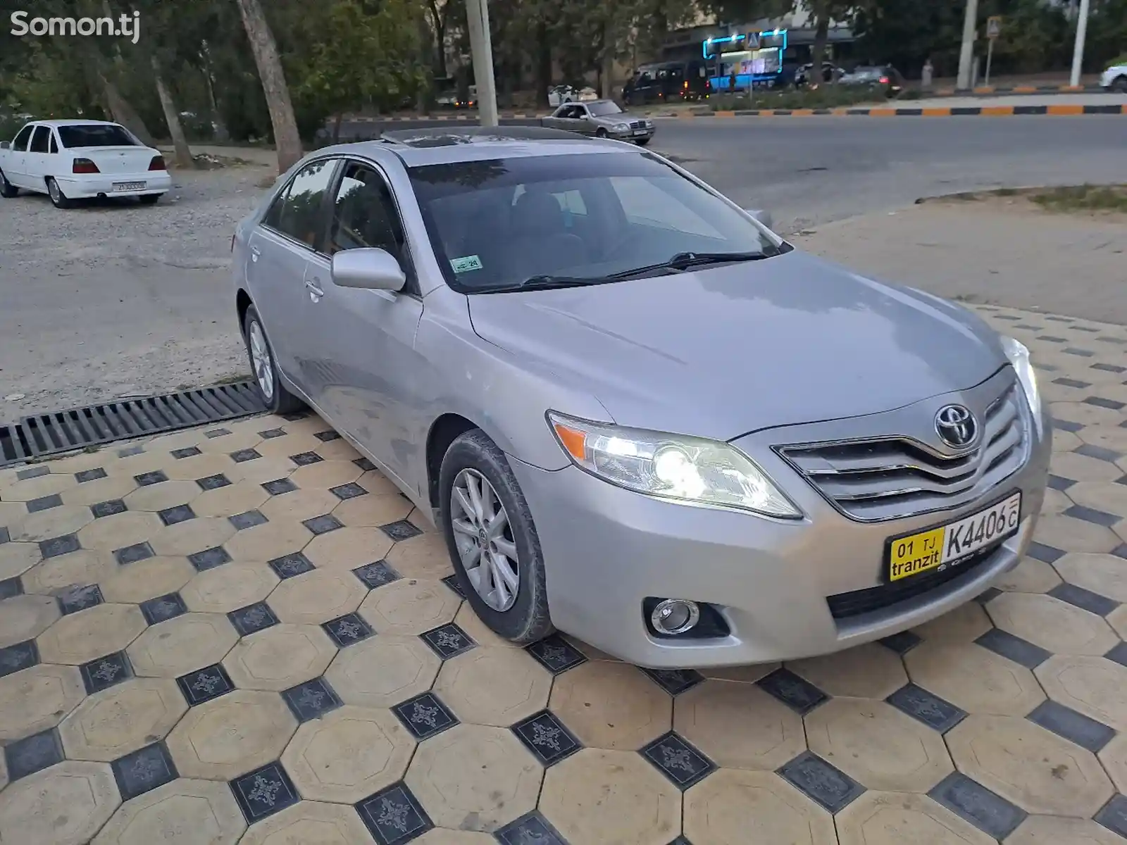 Toyota Camry, 2010-2