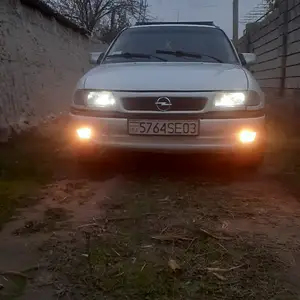 Opel Astra F, 1995