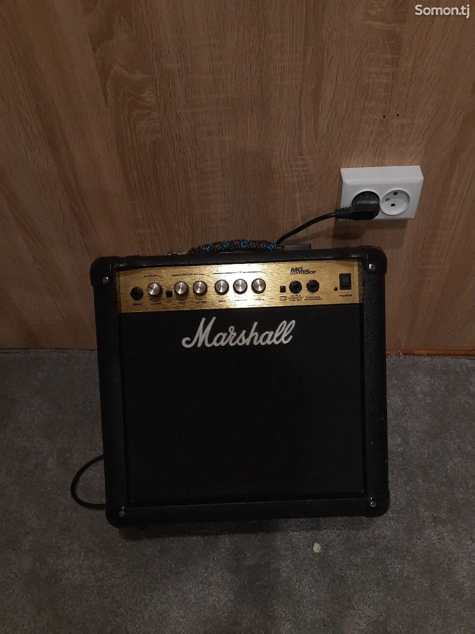 Комбик Marshall MG15CD-1