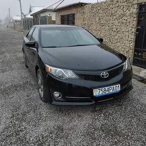 Toyota Camry, 2013