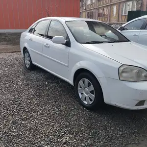 Daewoo Lacetti, 2008