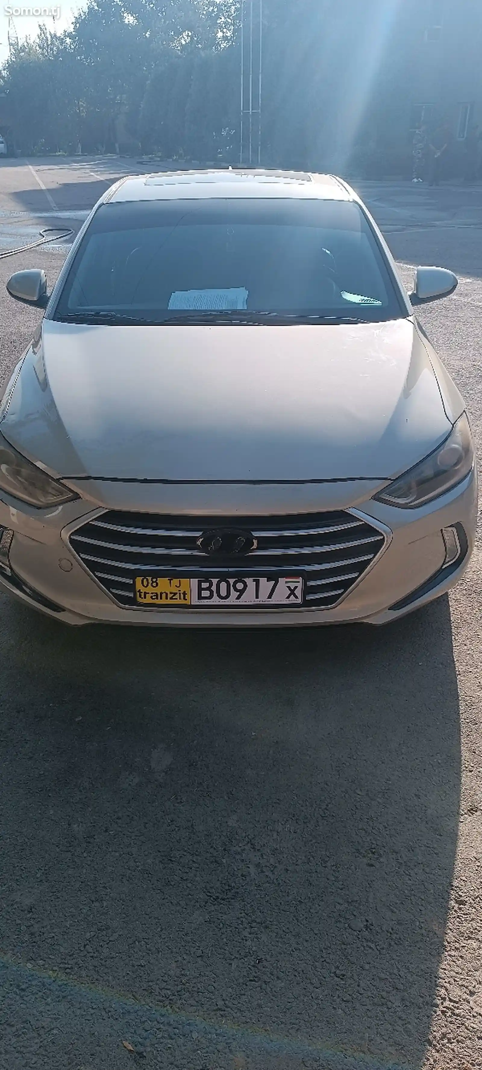 Hyundai Elantra, 2018-1