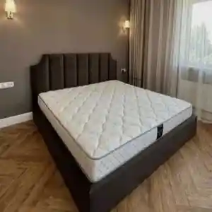 Кровать двуспальная хай-тек