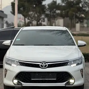 Toyota Camry, 2015