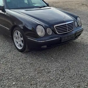 Mercedes-Benz E class, 2000