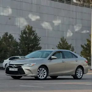 Toyota Camry, 2015