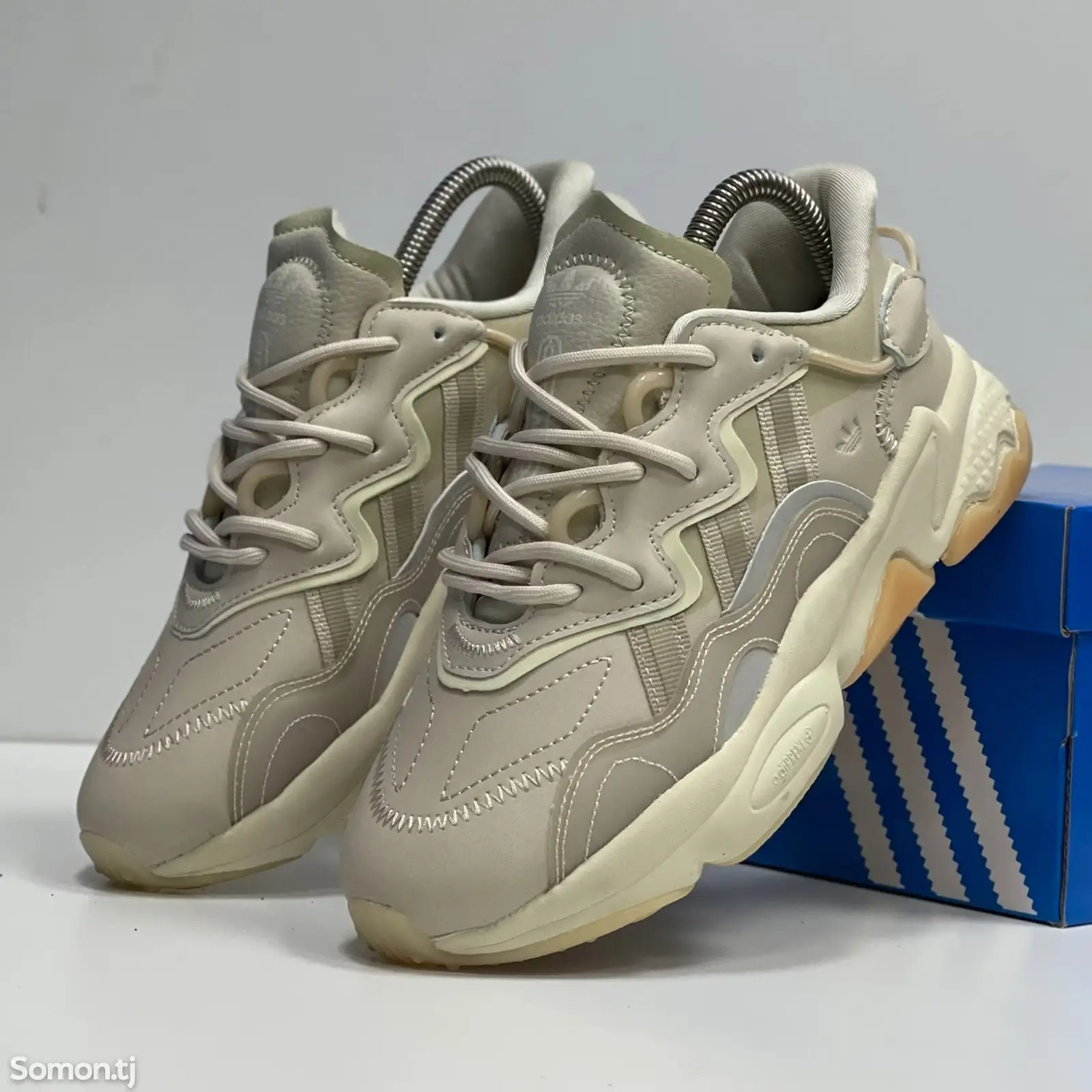 Кроссовки Adidas Ozweego-1