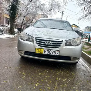 Hyundai Avante, 2010