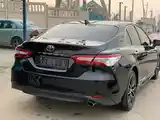 Toyota Camry, 2018-10