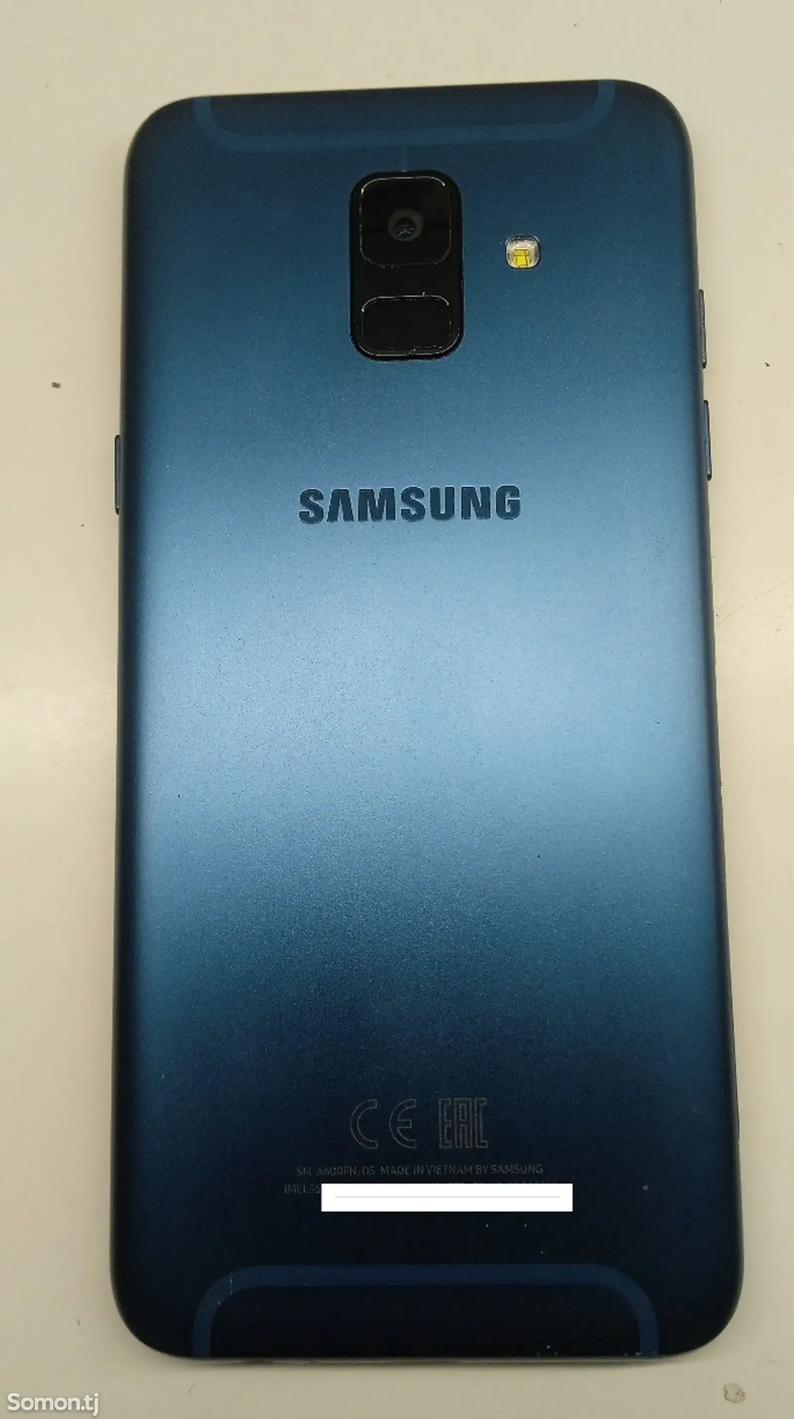 Samsung Galaxy A6-1