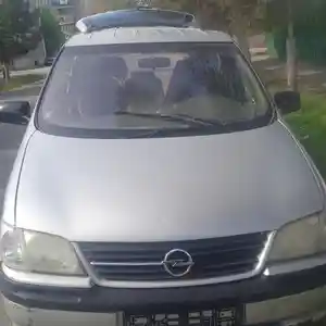 Opel Zafira, 1998