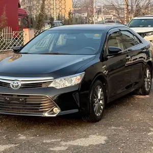 Toyota Camry, 2015