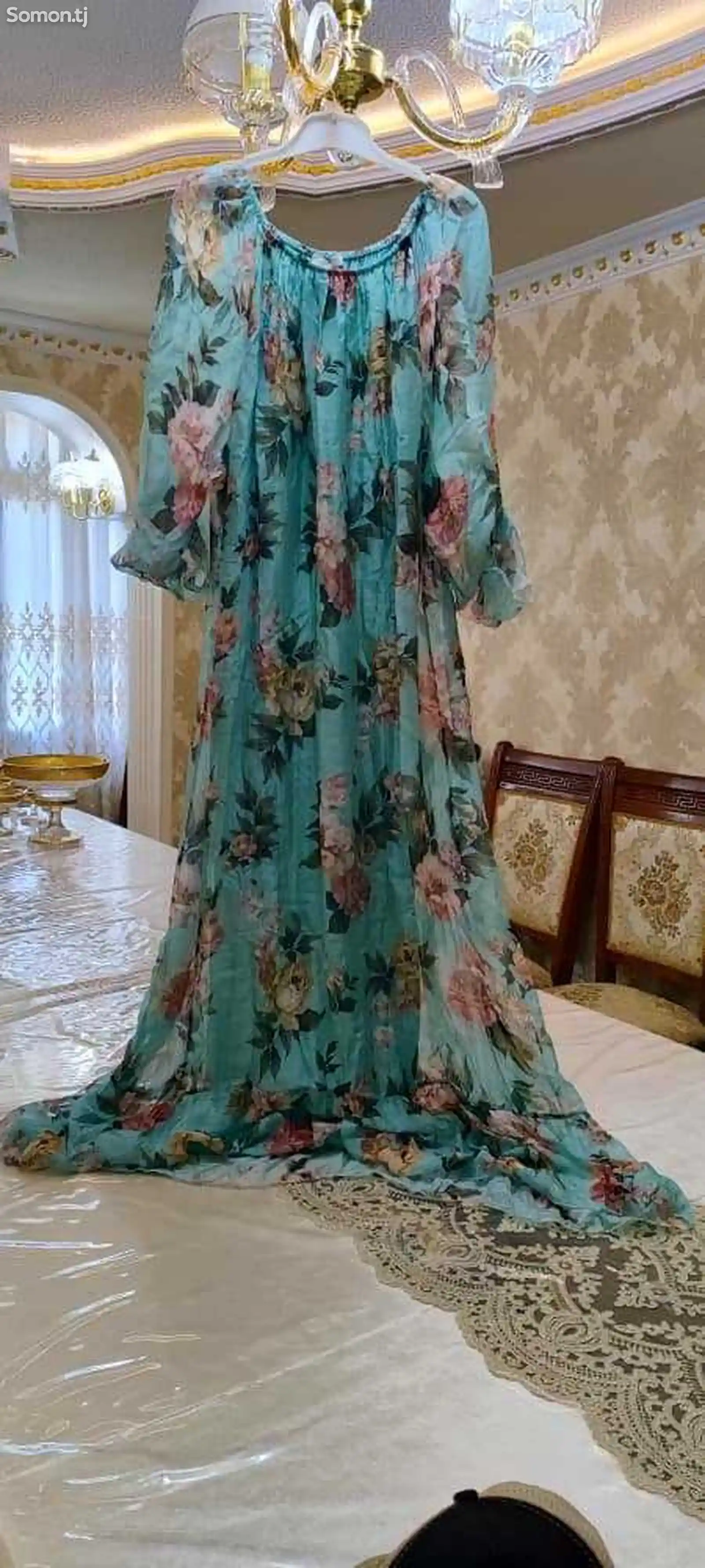 Платье из итальянского шифона