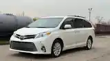 Toyota Sienna, 2016-3