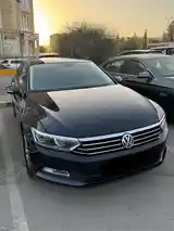 Volkswagen Passat, 2017-3