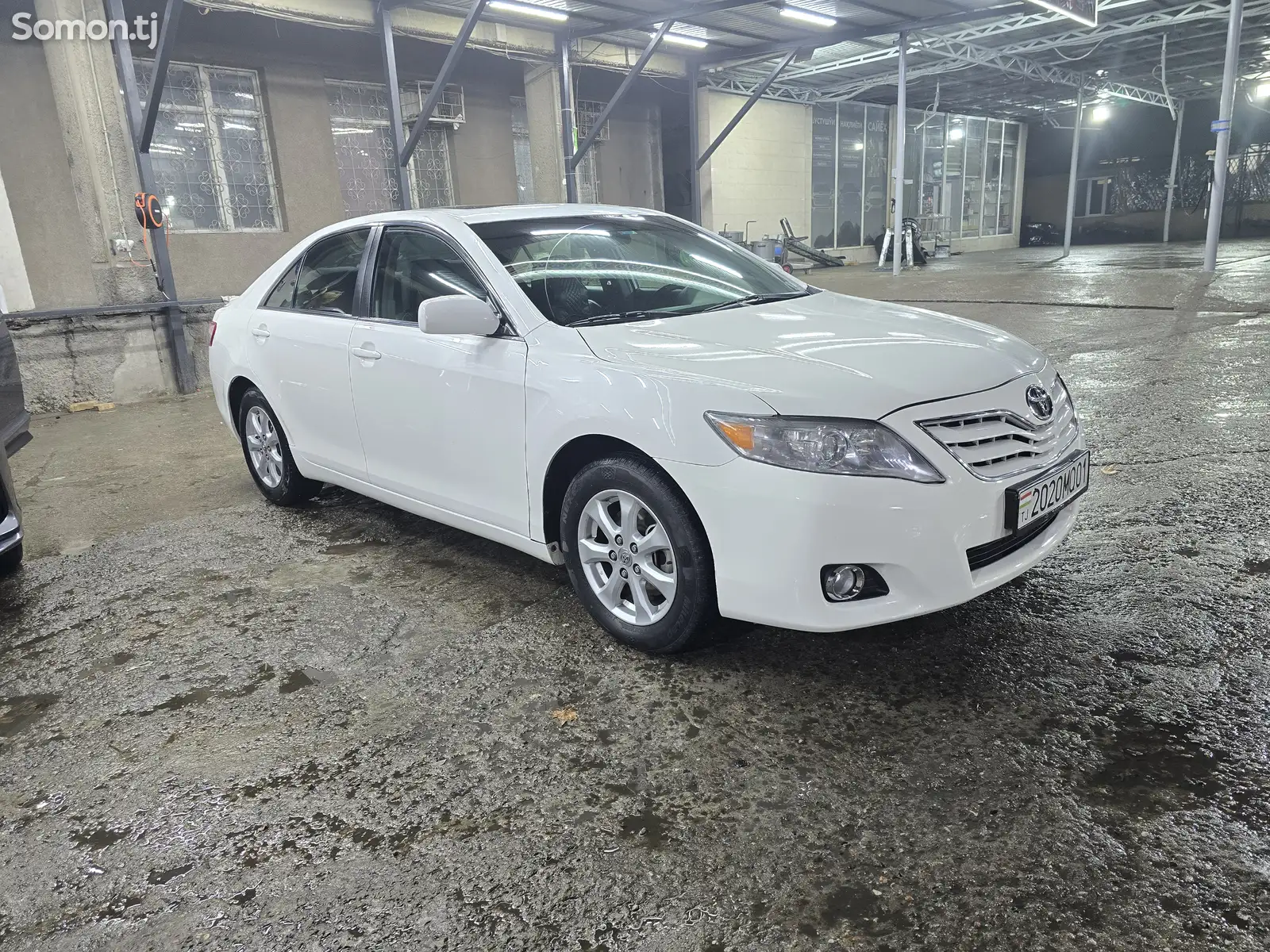 Toyota Camry, 2011-1